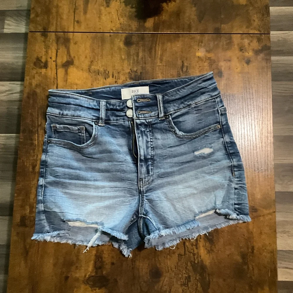 BKE Blue Jean Shorts Distressed Cut-Off Style - Picture 1 of 4